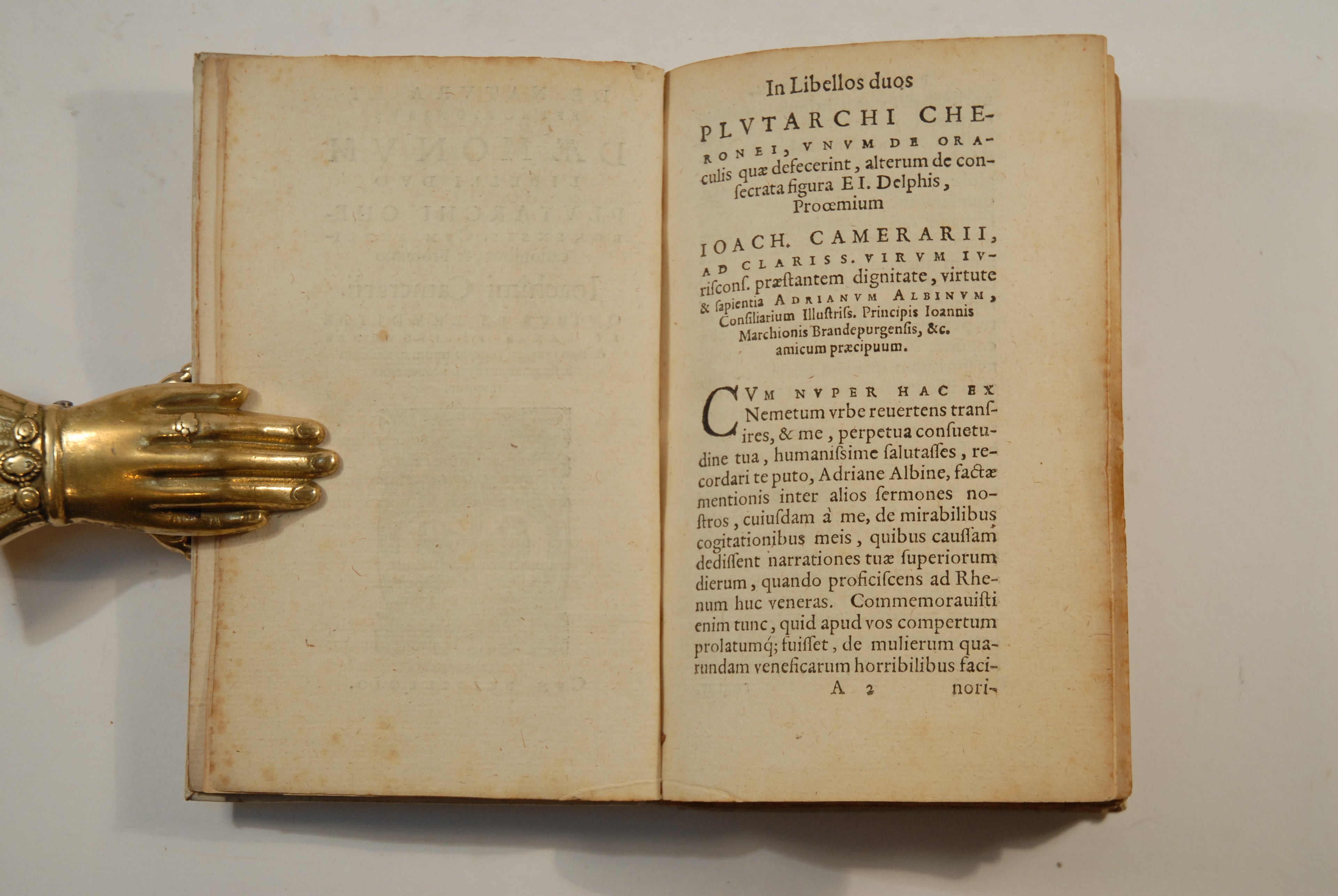 PLUTARCH [and] CAMERARIUS, Joachim